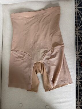Honeylove SuperPower Compression Shapewear Shorts Nude XL – Worn Once